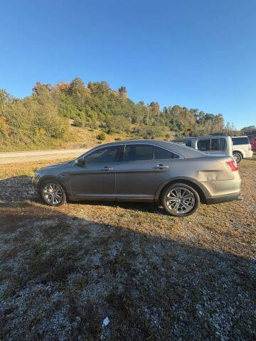 2011 Ford Taurus Limited