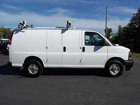 2023 GMC Savana 2500