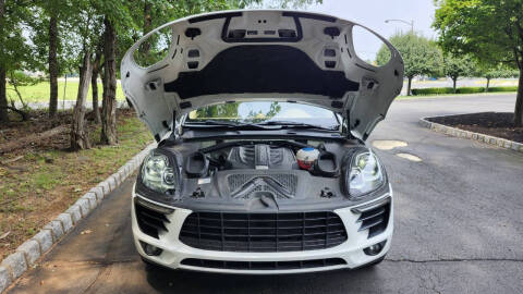 2016 Porsche Macan S