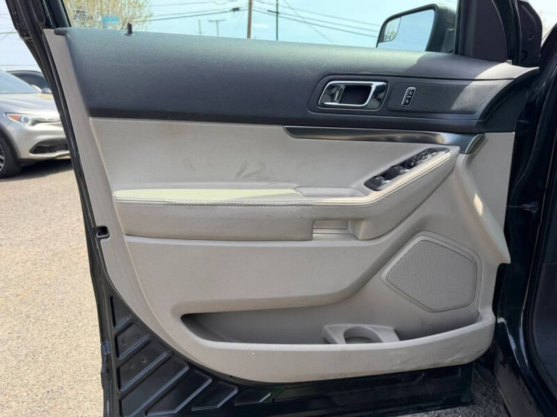 2015 Ford Explorer