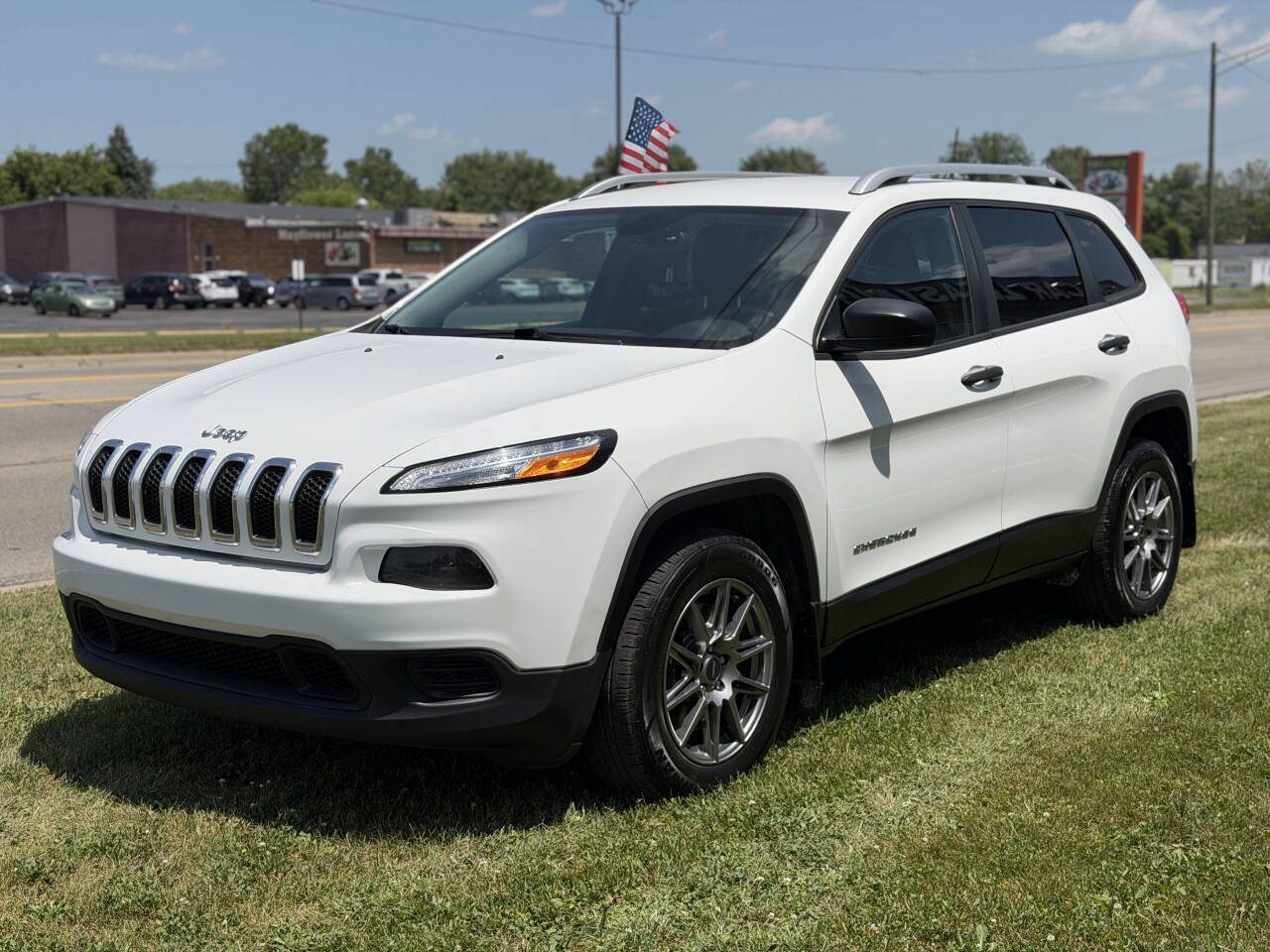 White 2017 Jeep Cherokee Sport 4x4 Sport 4dr SUV 2