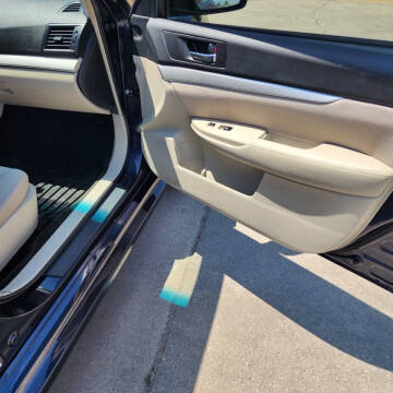 2013 Subaru Legacy 2.5i Premium