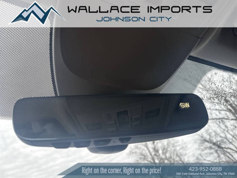 2026 Volkswagen Taos SE Black 4Motion