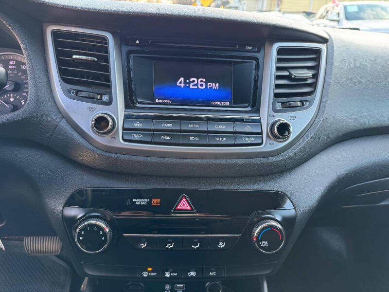 2017 Hyundai Tucson SE