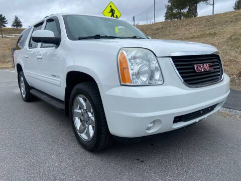 2011 GMC Yukon XL for sale at The Car Guys in Hyannis MA