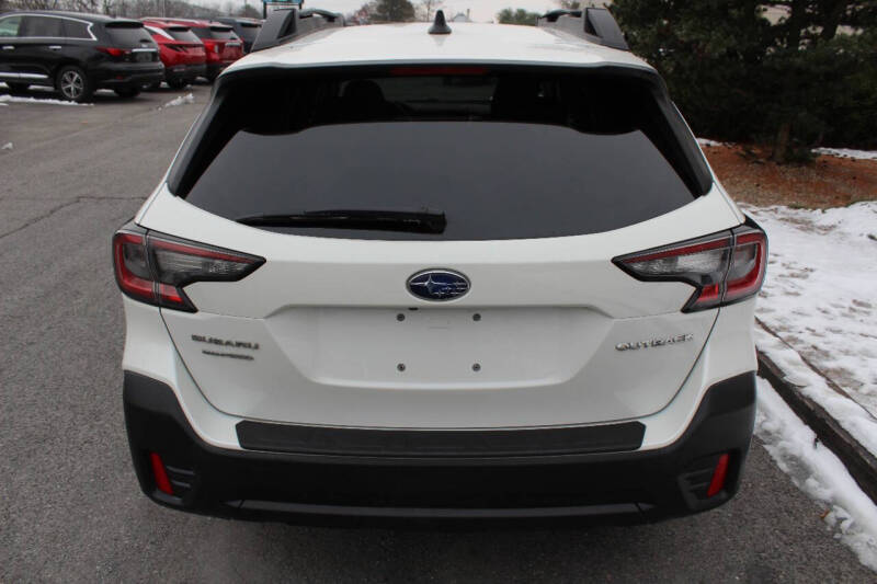 2022 Subaru Outback Premium