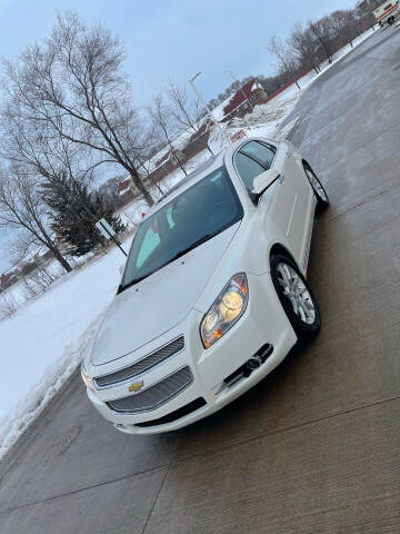 2012 Chevrolet Malibu for sale at United Motors in Saint Cloud MN