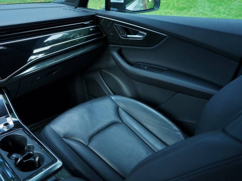 2021 Audi Q7 quattro Premium Plus 45 TFSI