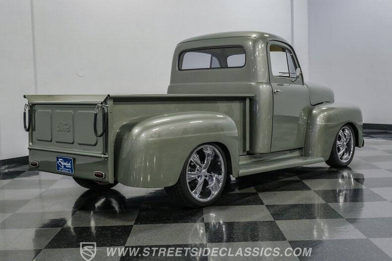 1951 Ford F-100