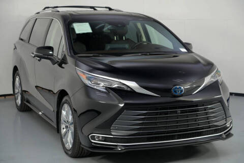 2024 Toyota Sienna Platinum 7-Passenger