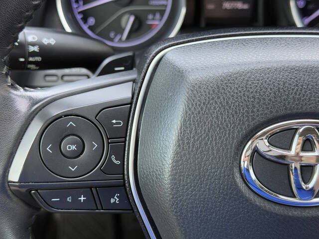 2020 Toyota Camry SE