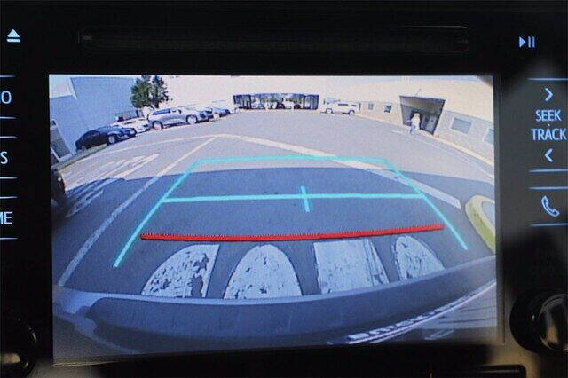 2017 Toyota Sienna SE 8-Passenger