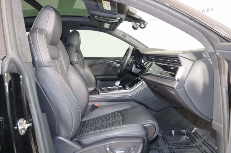 2023 Audi RS Q8 4.0T quattro