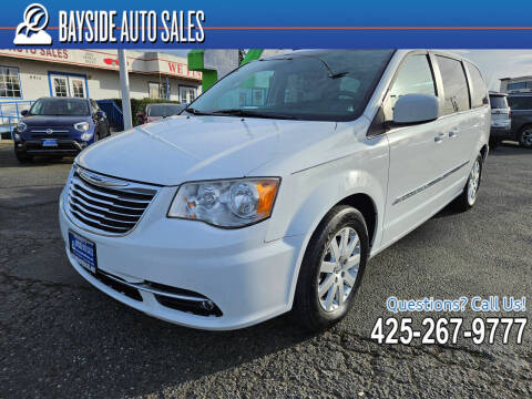 2014 Chrysler Town and Country for sale at BAYSIDE AUTO SALES in Everett WA