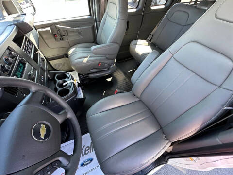 2025 Chevrolet Express LS 3500