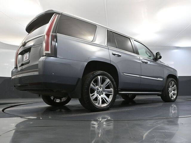 2018 Cadillac Escalade Luxury