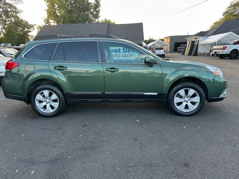 2011 Subaru Outback I Premium photo 2