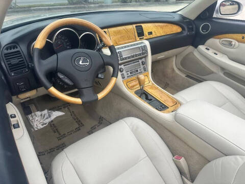 2003 Lexus SC 430