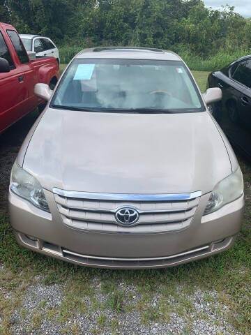 2005 Toyota Avalon for sale at J & B Auto Mart in Frankfort KY