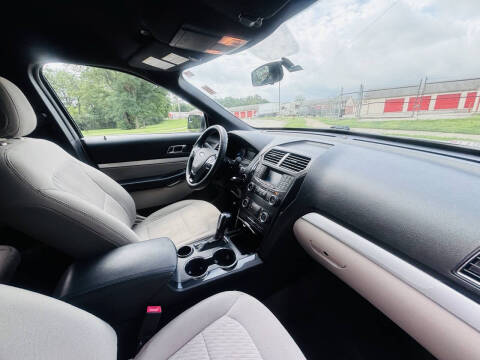 2018 Ford Explorer