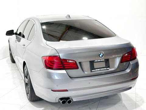2012 BMW 5 Series 528i