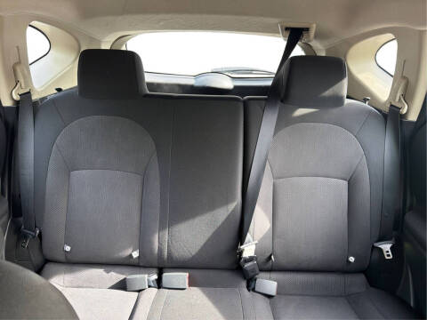 2011 Nissan Rogue S