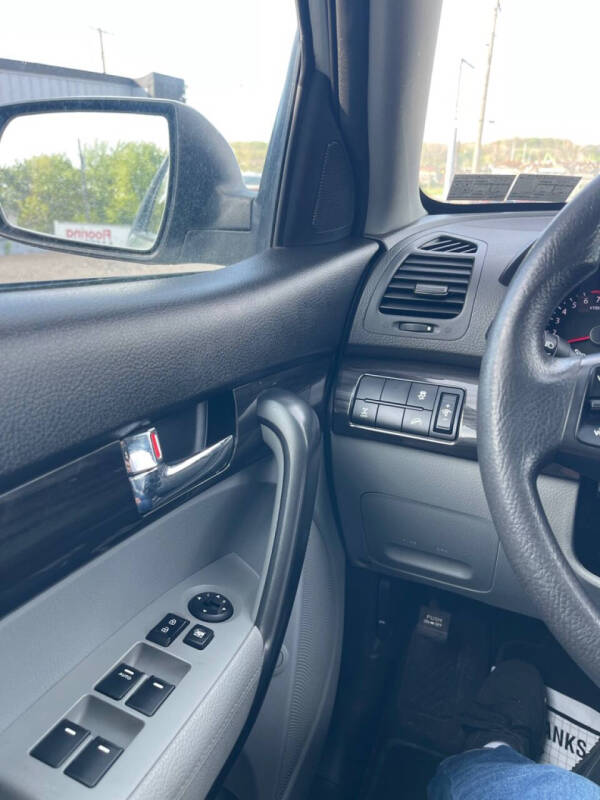 2013 Kia Sorento LX