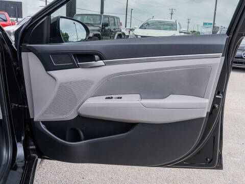 2020 Hyundai Elantra
