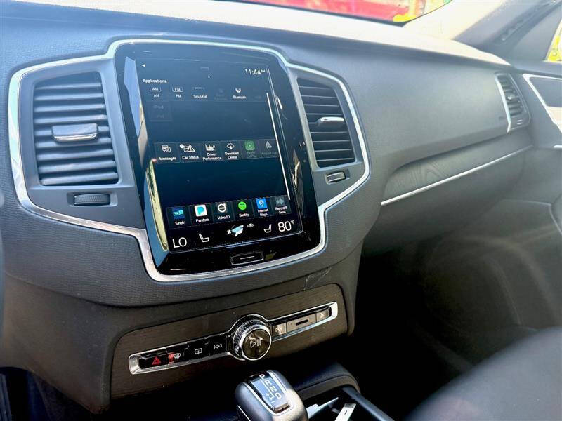 2020 Volvo XC90 T5 Momentum