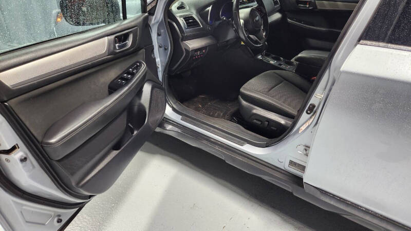 2018 Subaru Outback 2.5i Premium