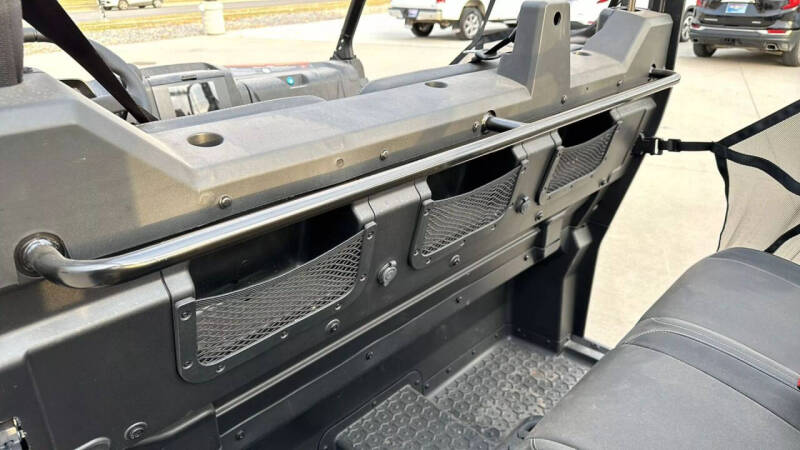 2024 Segway UT10 CREW