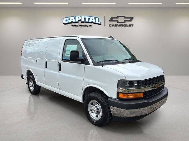 2025 Chevrolet Express 2500