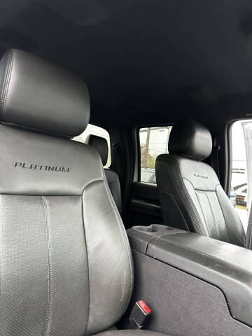 2015 Ford F-350 Super Duty Platinum