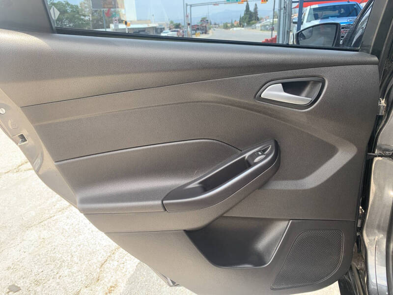 2017 Ford Focus SE