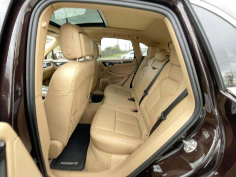 2015 Porsche Macan S