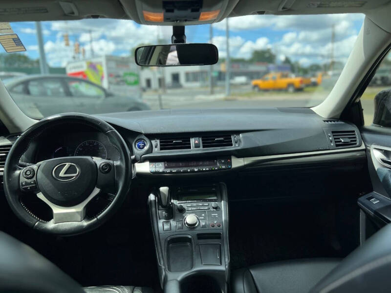 2014 Lexus CT 200h