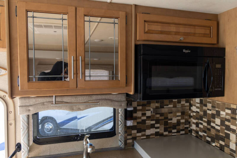 2017 Thor Motor Coach WINDSPORT 34F