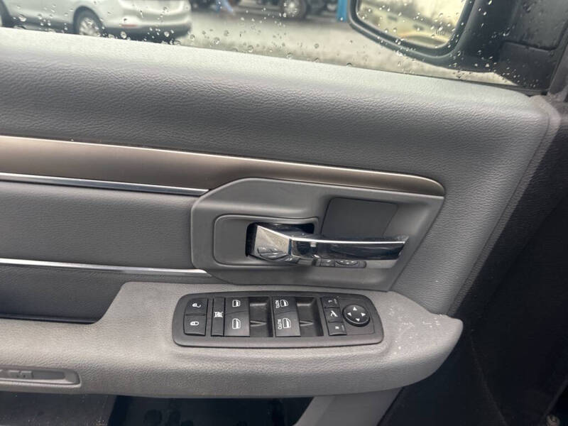 2017 RAM 1500 Big Horn