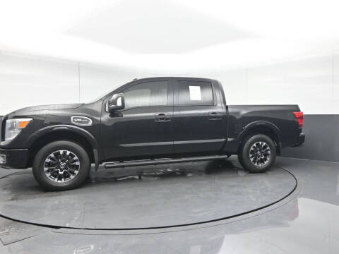2017 Nissan Titan