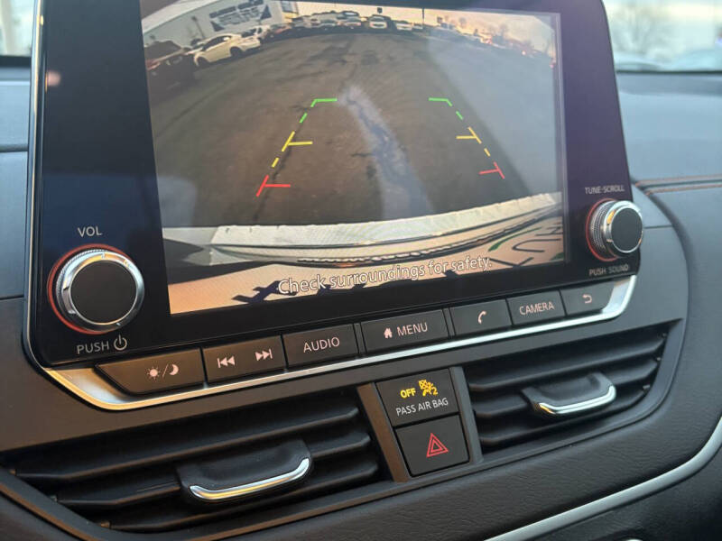 2021 Nissan Altima 2.5 SR