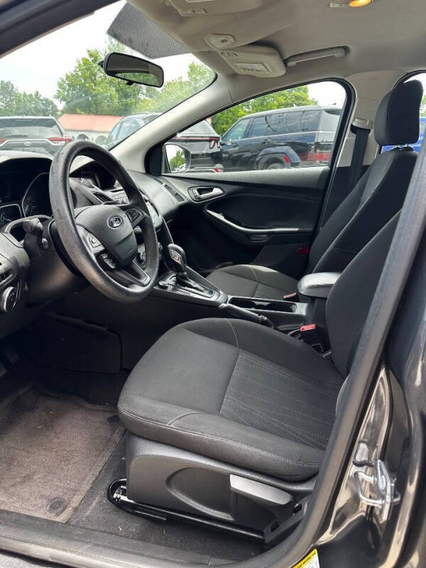 2017 Ford Focus SE