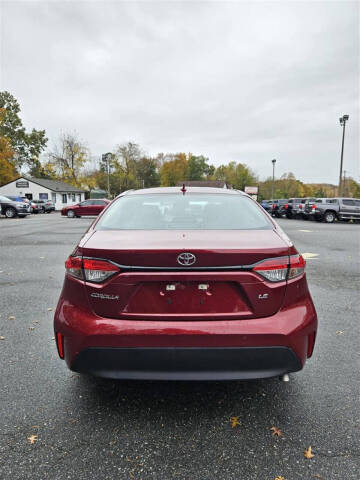 2025 Toyota Corolla LE