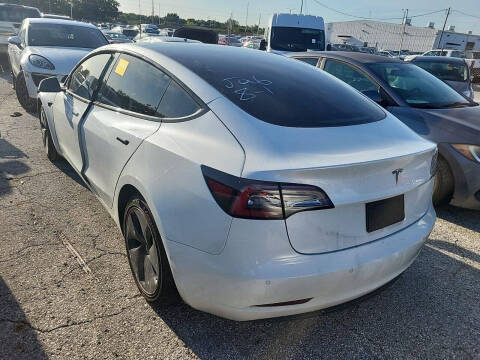 2019 Tesla Model 3 Mid Range