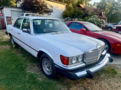 1976 Mercedes-Benz 450-Class