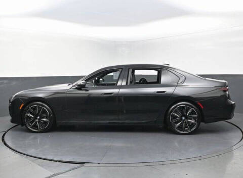 2023 BMW 7 Series 740i