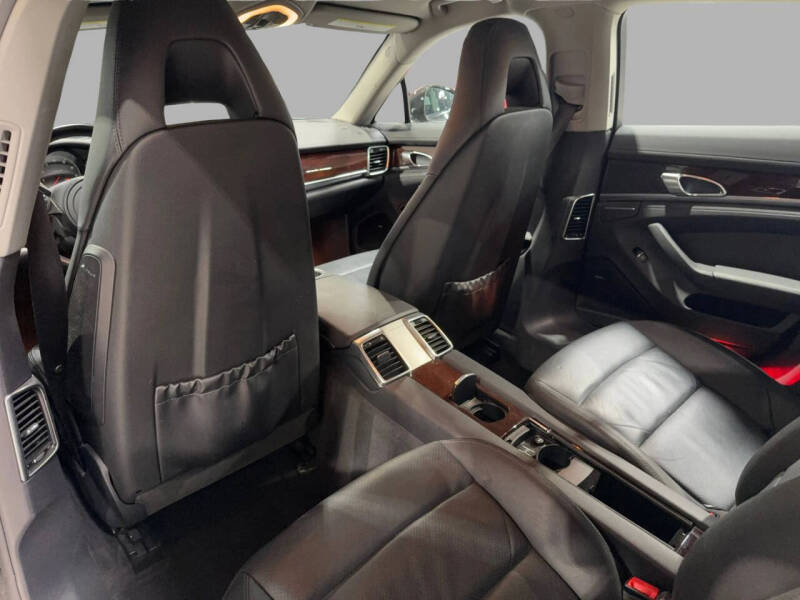 2011 Porsche Panamera