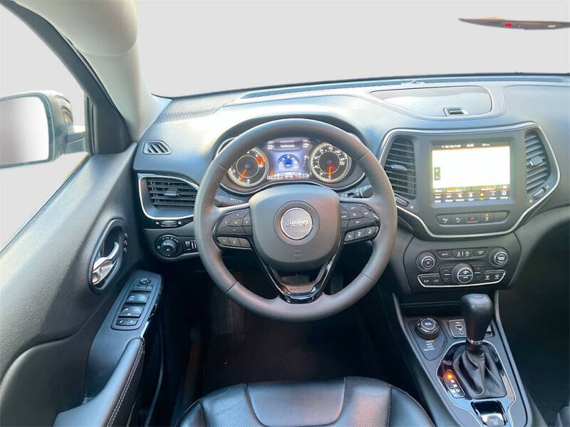 2023 Jeep Cherokee Altitude Lux