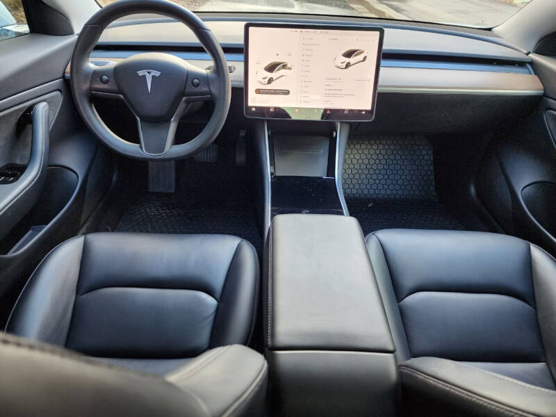 2019 Tesla Model 3 Standard Range Plus