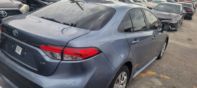 2020 Toyota Corolla LE