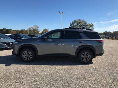 2025 Nissan Pathfinder SV